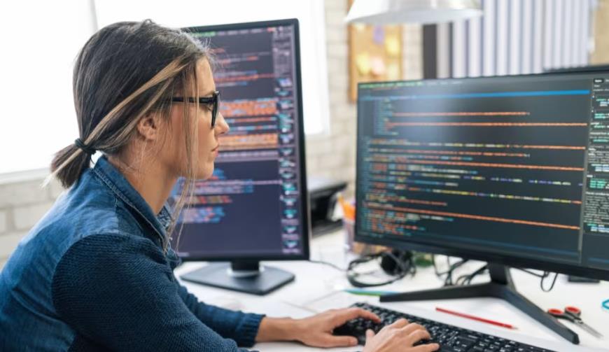 嘉兴小程序开发公司：DevOps与BI工具生命周期管理的深度融合